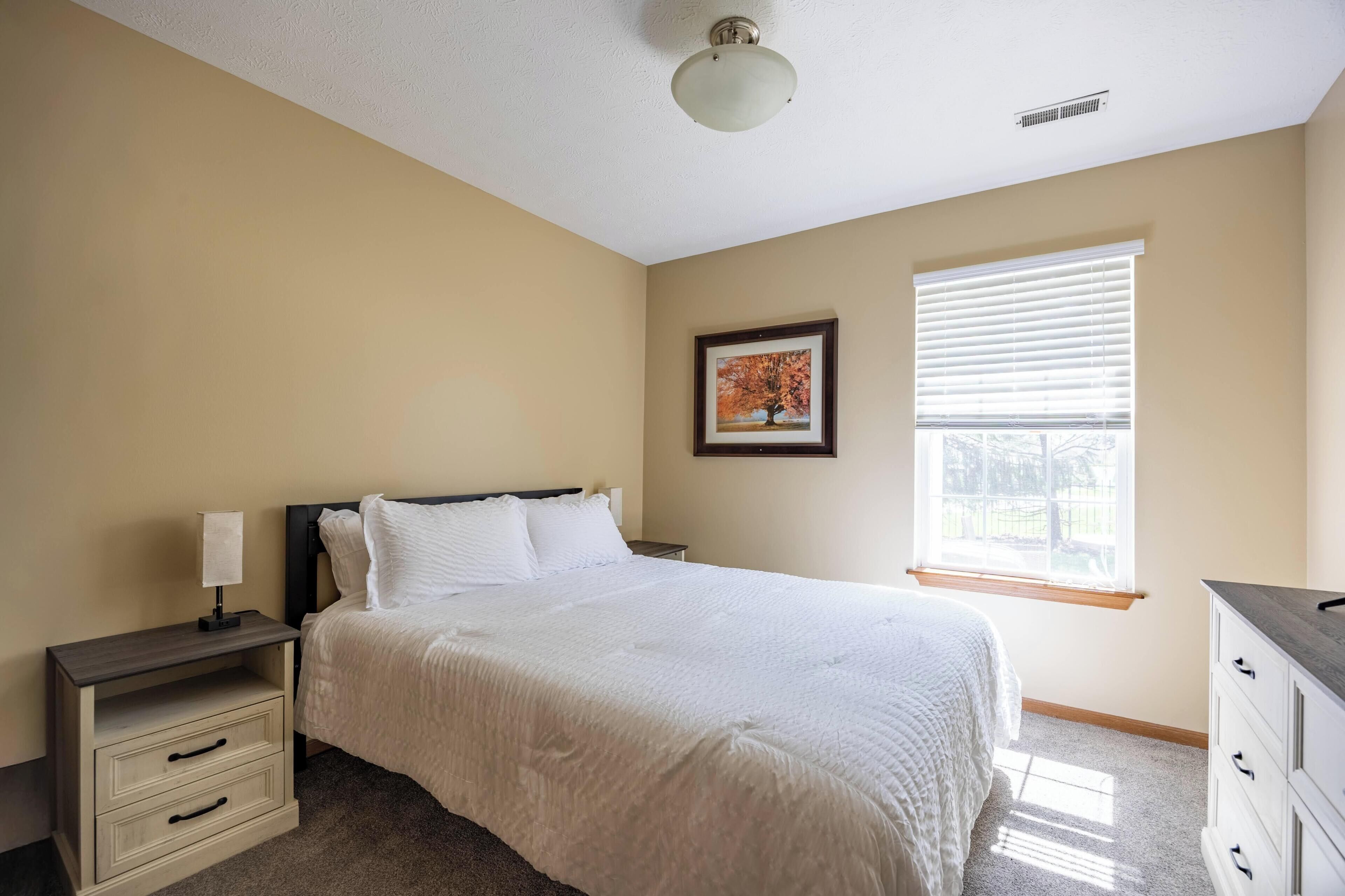 2 bedrooms, desk, iron/ironing board, travel crib