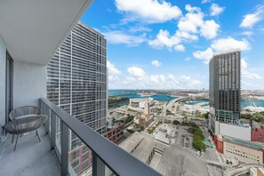 Apartment, Balcony, City View | Balcony - Condo 501 (Miami)