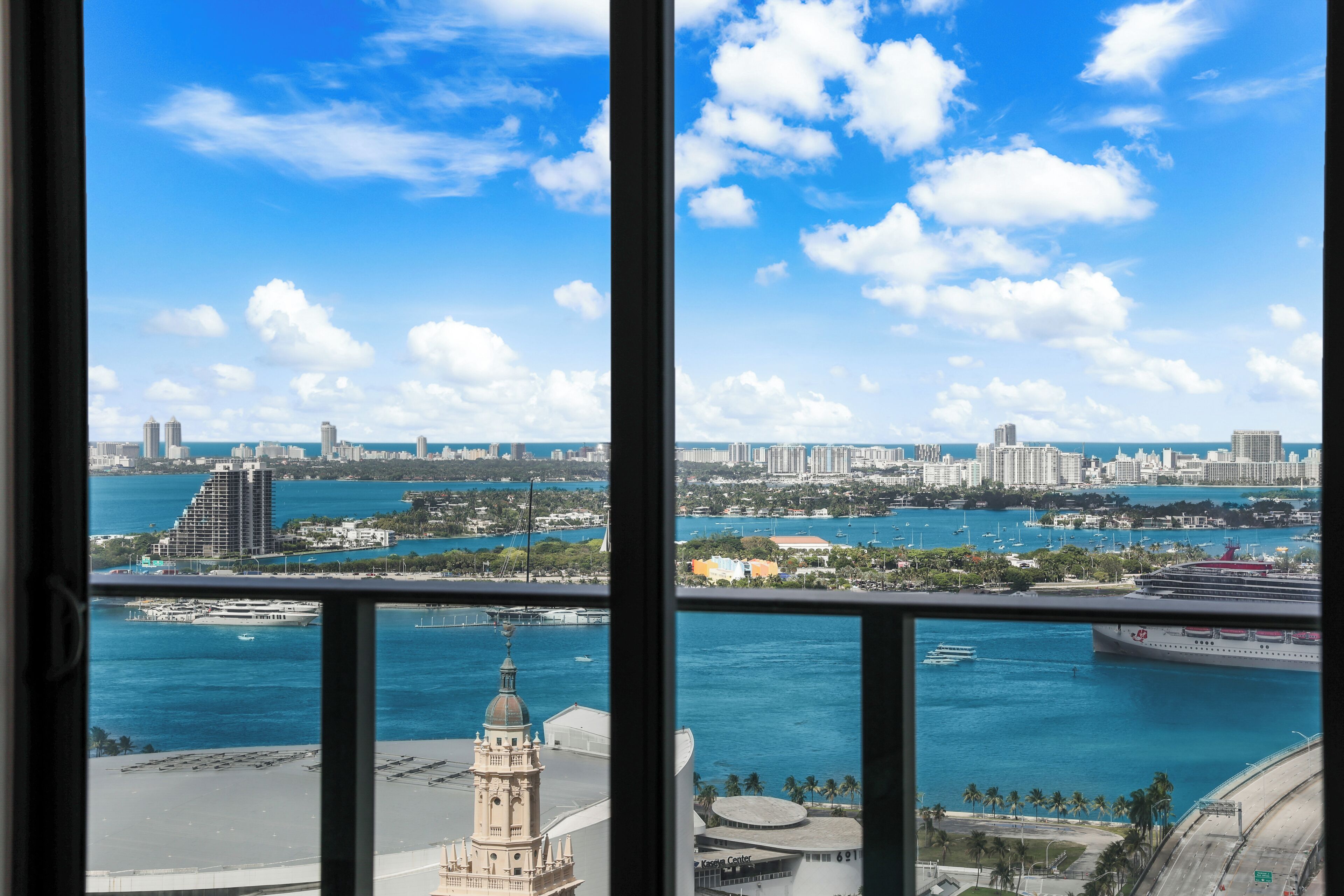 Apartment, Balkon, Stadtblick | Kostenloses WLAN