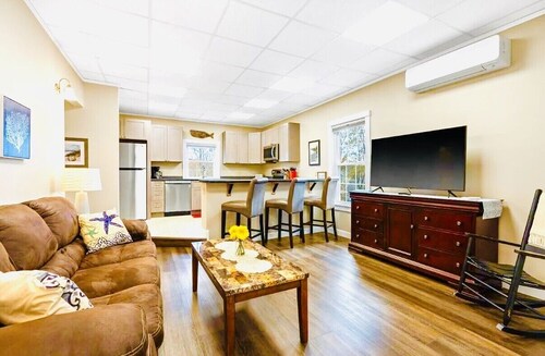 Brand New 2bdrm Cottage - ADD ON 1bdrm Cottage nextdoor Beautiful BoothbayHarbor