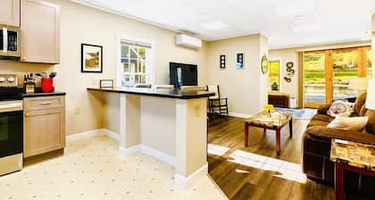 Brand New 2bdrm Cottage - ADD ON 1bdrm Cottage nextdoor Beautiful BoothbayHarbor