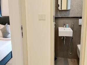 Bathroom - 2-bedroom apartment in beautiful Kuala Lumpur with AC and gym access (Kuala Lumpur)