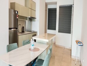 Dining - 2-bedroom apartment in beautiful Kuala Lumpur with AC and gym access (Kuala Lumpur)