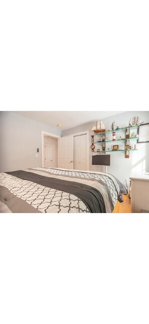 4 bedrooms, WiFi - FIFA 2026 free Limousine service two & from event (Patterson)