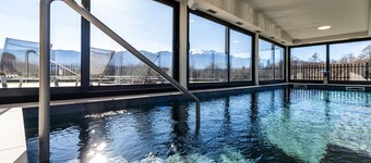 Luxury 3BR Mountain Spa Villa with Heated Pool