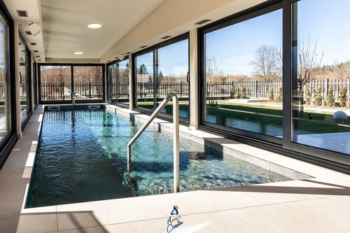 Luxury 3BR Mountain Spa Villa with Heated Pool