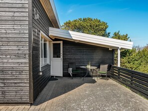 Outdoor dining - "Aiden" - 650m from the sea by Interhome (Fanø)