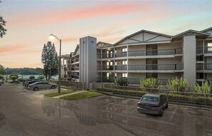 Exterior - Cozy 2 bedroom condo in peaceful Altamonte Springs Close to Theme Parks/Airport (Altamonte Springs)