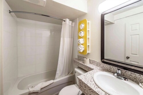 Coastline Motel Kamloops