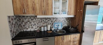 Lake House Perucac