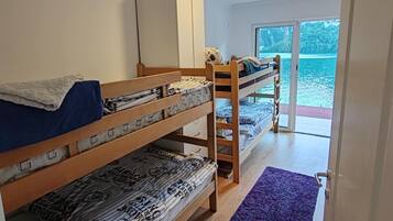 3 bedrooms, Internet, bed sheets