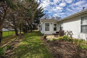 Exterior - Keystone Garden Villa D (Indianapolis)