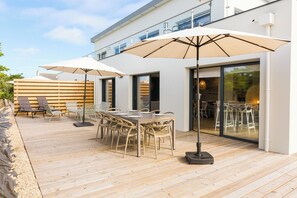 Outdoor dining - Apartment 50 metres from the beach (Penmarch)
