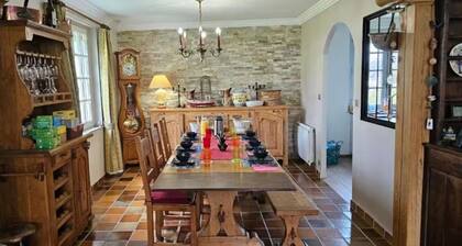 Chambre dâhĂŽtes « Chambre Familiale » avec terrasse et jardin partagĂ©s, Wi-Fi