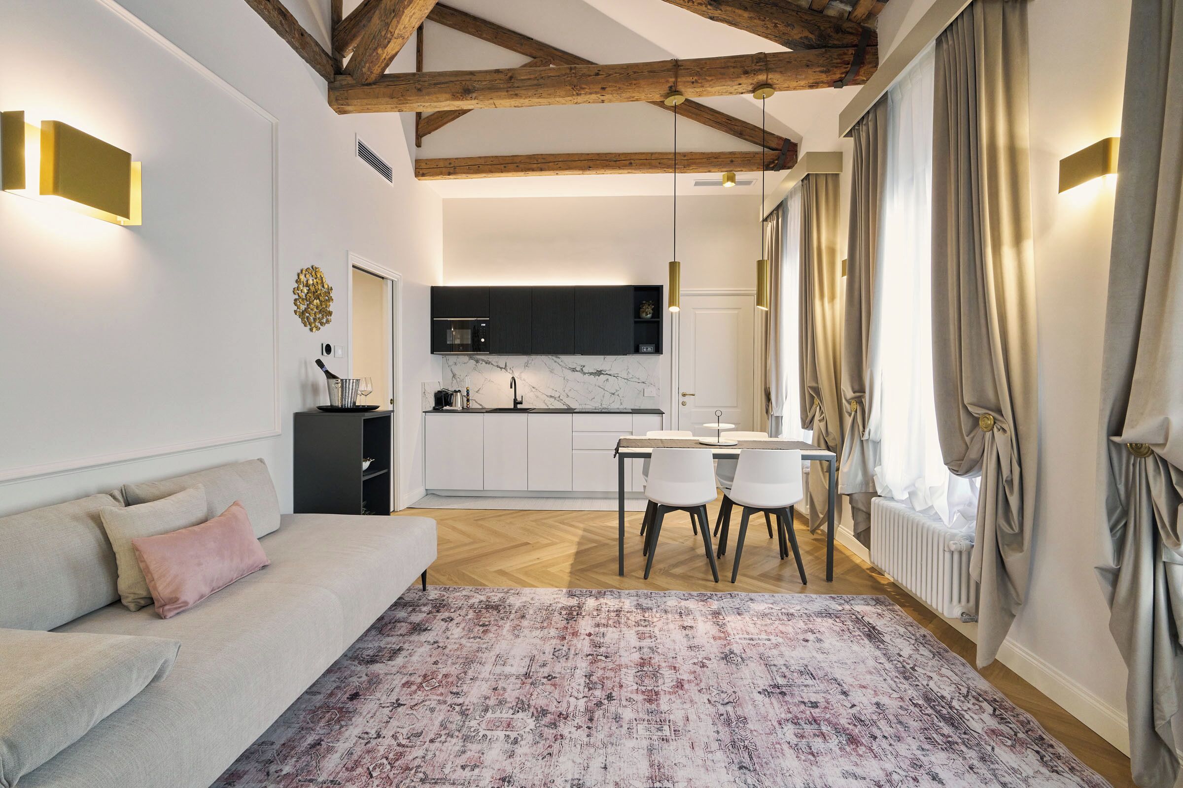 Romantic Apartment, Canal View, Corner | Living area | 46-inch flat-screen TV with digital channels