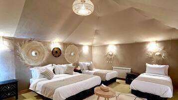 Individually decorated, individually furnished, bed sheets