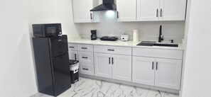 Private kitchen - #51 Hidden Gem unit A, in Tampa (Tampa)