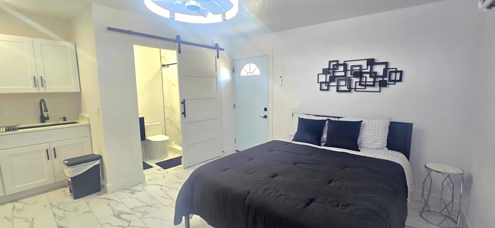 1 habitación, internet y ropa de cama 
