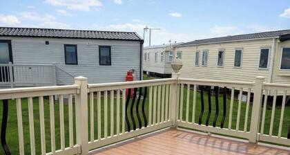 JG06A Coastfields 3 Bedroom With Large Veranda