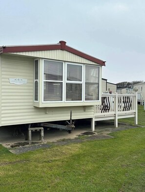 Exterior - JG06A Coastfields 3 Bedroom With Large Veranda (Ingoldmells)