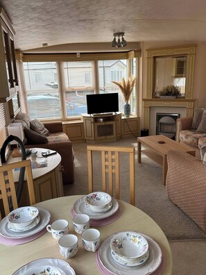 Dining - JG06A Coastfields 3 Bedroom With Large Veranda (Ingoldmells)