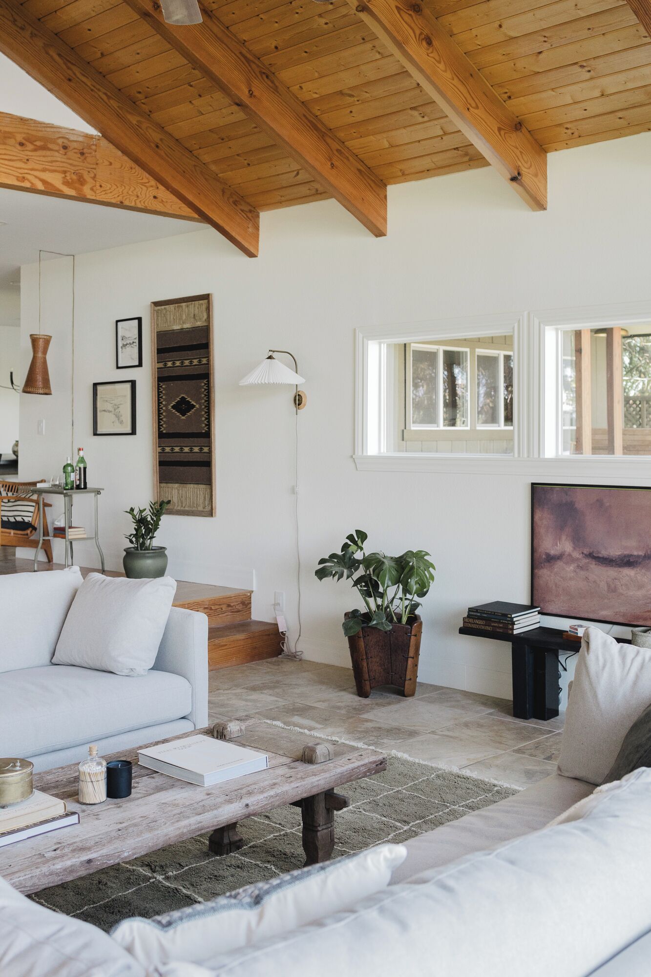 Télévision, cheminée
