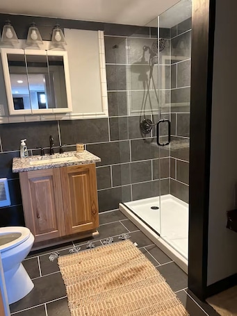 ヘアドライヤー、タオル、石鹸、トイレットペーパー. Track Side Villa @ The Narrowsburg Inn