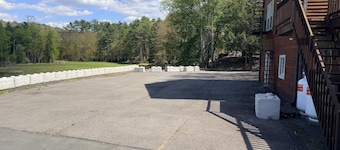 Track Side Villa @ The Narrowsburg Inn