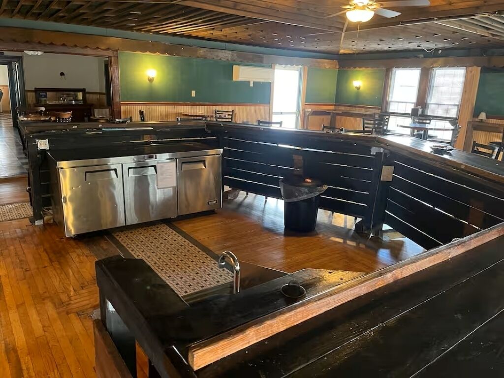 Bar (in der Unterkunft)