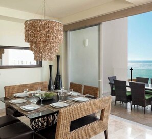 Dining - Bayview Penthouse 3 King bedrooms massive balcony ocean & city view w/hot tub (Cabo San Lucas)