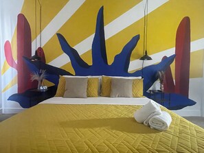 3 habitaciones, escritorio, tabla de planchar con plancha y wifi gratis 