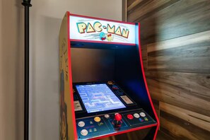 Spielezimmer