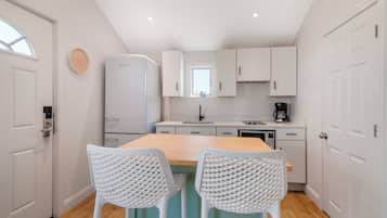 Fridge, microwave, coffee/tea maker, toaster