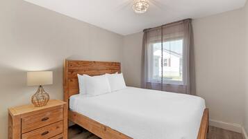 3 bedrooms, free WiFi, bed sheets