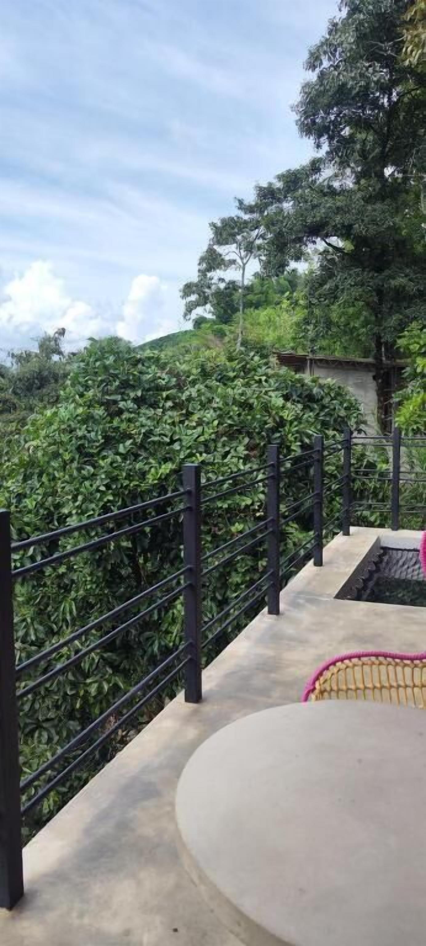 Luxury Suite, Balcony, Mountain View | Outdoor dining