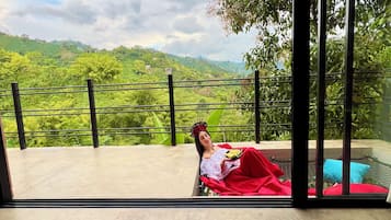 Luxury Suite, Balcony, Mountain View