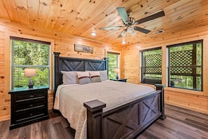3 bedrooms, free WiFi - The Brookshire! Premium View | Hot Tub | Top 10% (Sevierville)