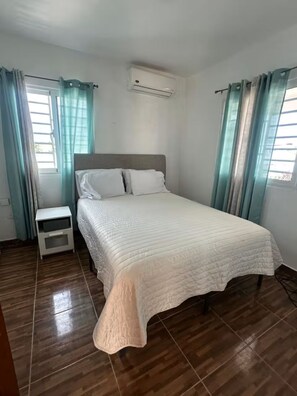 2 bedrooms, Internet - Lovely apartment with AC in vibrant Punta Cana. 10min to Beach & Downtown. (Punta Cana)
