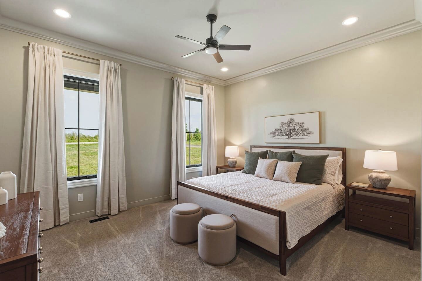7 bedrooms, desk, iron/ironing board, WiFi