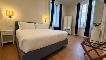 Deluxe Double Room | In-room safe, desk, iron/ironing board, free WiFi