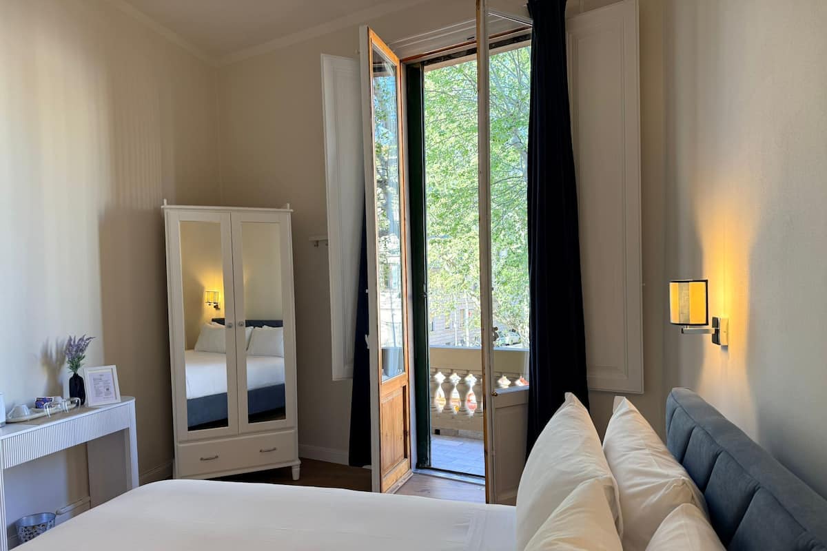 Deluxe Double Room, Balcony