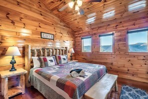 3 bedrooms, iron/ironing board, free WiFi, bed sheets - Beaver's Mountaintop Retreat! Pool Cabin | Top 5% (Pigeon Forge)