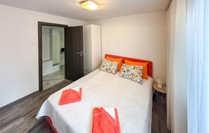 2 chambres, lit de bébé portatif, accès au Wi-Fi (inclus)