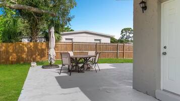 Buiten dineren