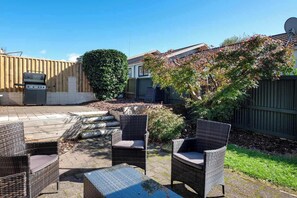 Terrace/patio - Base Camp on Matipo - Great Location with Games Room (Rotorua)