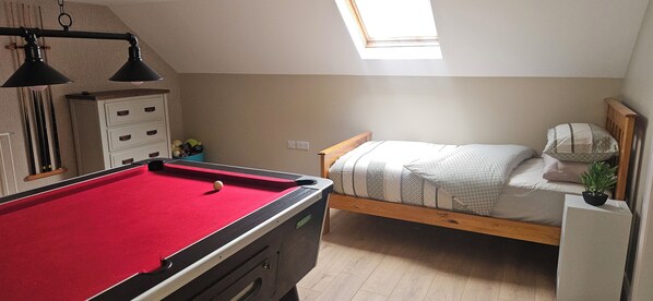 2 bedrooms, iron/ironing board, travel crib, free WiFi