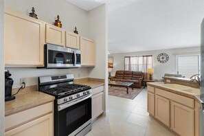 Private kitchen -  Welcome to this beautiful, well-maintained 2 Bed/2 Bath Patio Villa (The Villages)