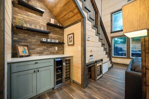 Interior - Retreat w/ Sauna, Hot Tub, Games & Fenced Dog Yard! (Broken Bow)