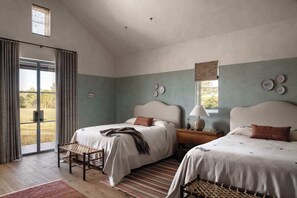 1 bedroom, WiFi, bed sheets - Hideaway Round Top | Prairie Cottage | Pool, Fire Pit & Pond (Round Top)