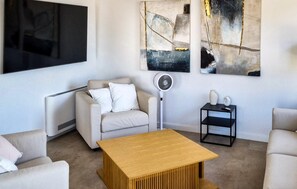 Smart TV - Beautiful home in Makarska (Makarska)